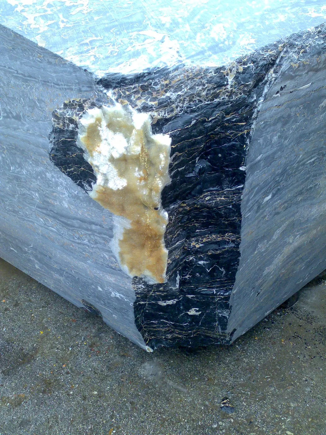 Portoro marble quarry block – Marmi di Carrara – green, grey (6)