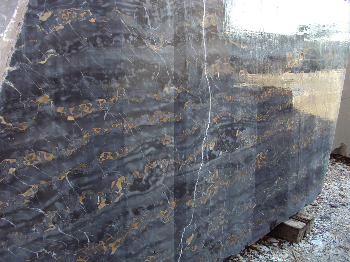 Portoro Extra marmo, superficie di lastra – Marmi di Carrara – antracite, viola (3)