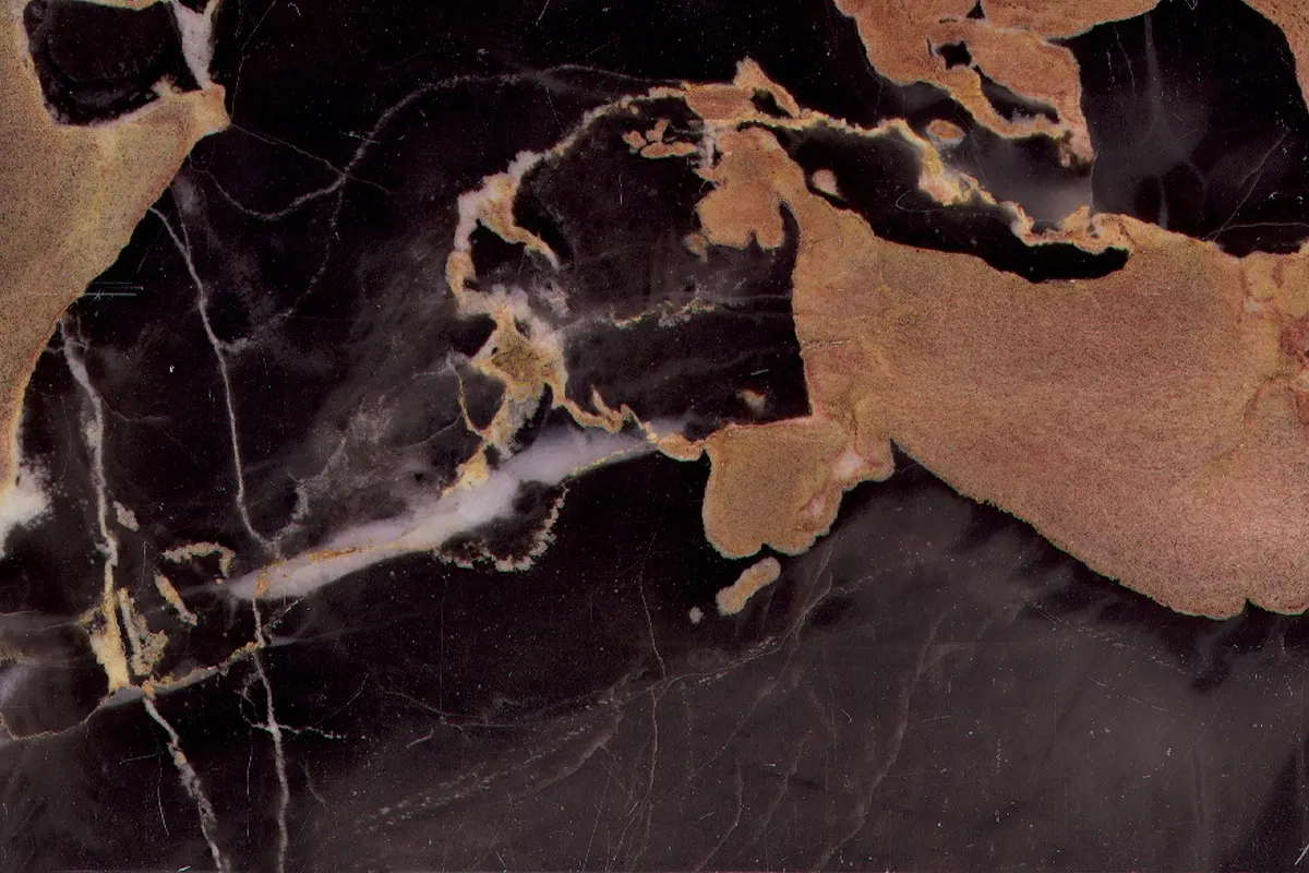 Portoro Super Extra mármol, superficie de losa – Marmi di Carrara – negro, marrón (2)