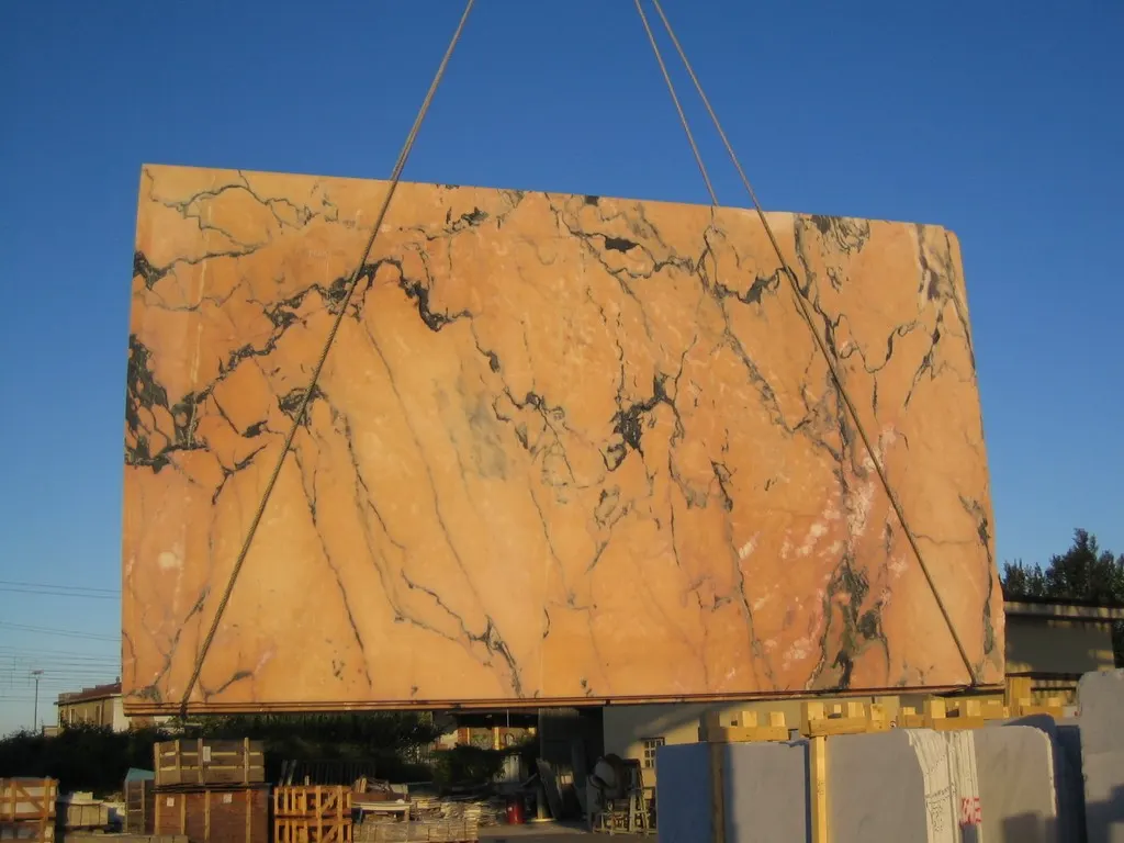 Rosa Portogallo marmo, superficie di lastra – Marmi di Carrara – oro, blu (5)
