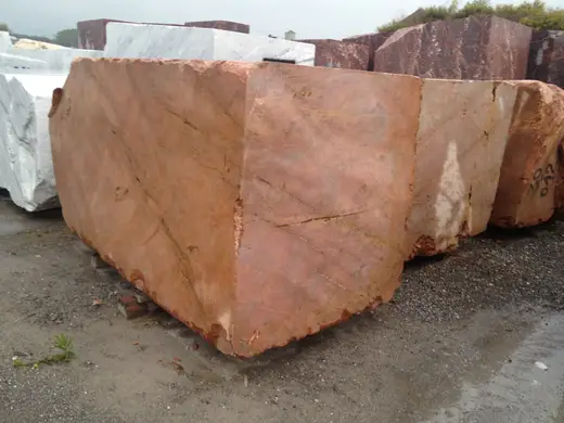 Rosso Damasco marble quarry block – Marmi di Carrara – grey, violet (10)