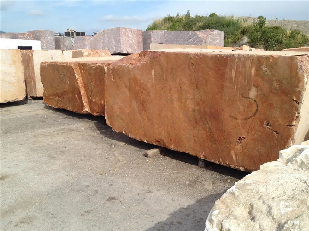 Rosso Damasco marmo, blocco di cava – Marmi di Carrara – beige, marrone (26)