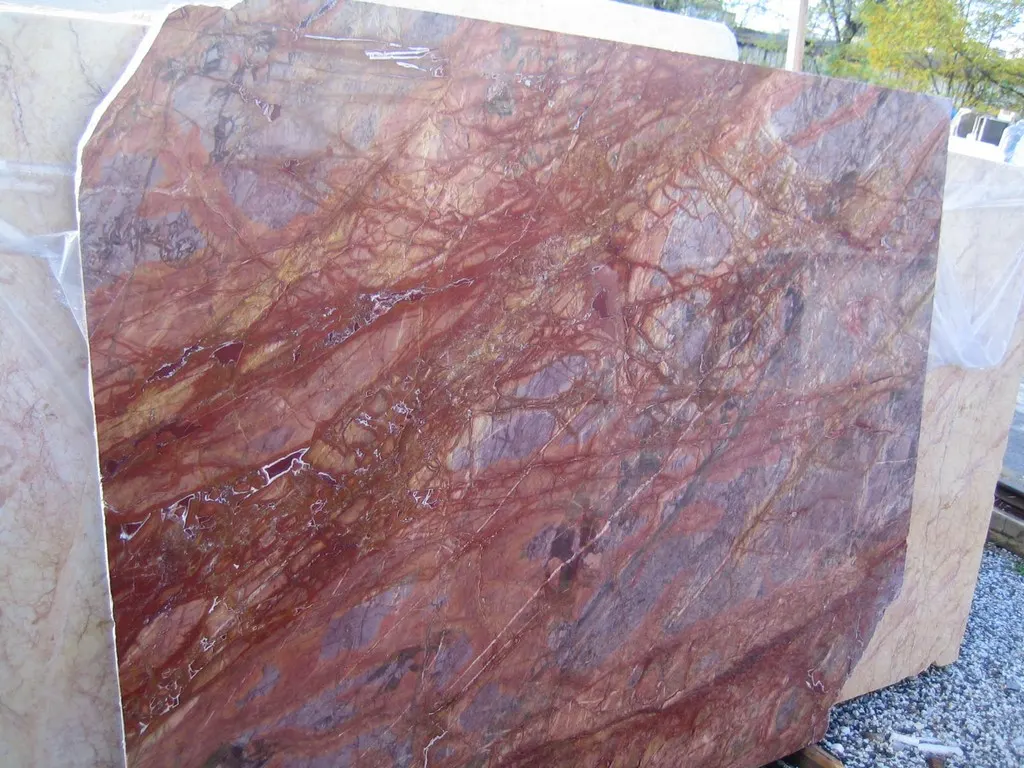 Rosso Damasco Marmor, Plattenoberfläche – Marmi di Carrara – grau, braun (51)