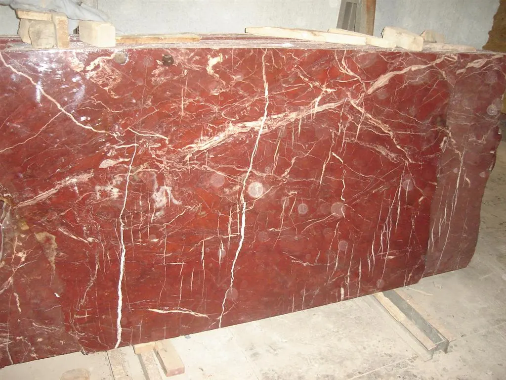 Rosso Diaspro marbre, surface de dalle – Marmi di Carrara – doré, rouge rouille (17)