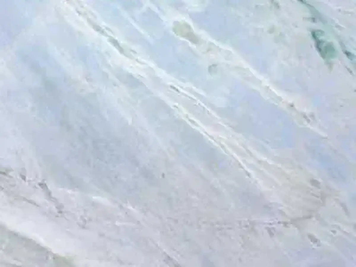 Royal Blue marble polished sample – Marmi di Carrara – light grey, ivory (1)
