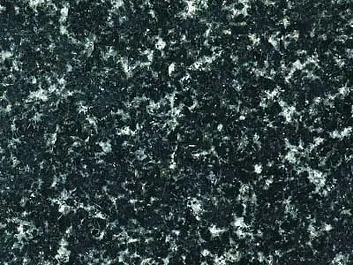 Sluknov Rozany Granit, polierte Probe – Marmi di Carrara – schwarz, anthrazit (1)