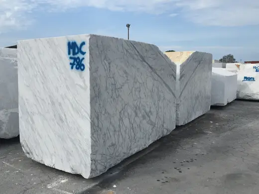 Statuarietto marble slab surface – Marmi di Carrara – light grey, grey (10)