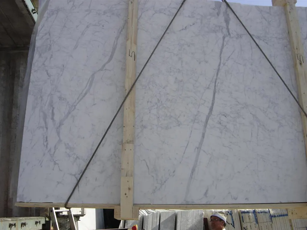 Statuarietto marble slab surface – Marmi di Carrara – grey, charcoal (16)