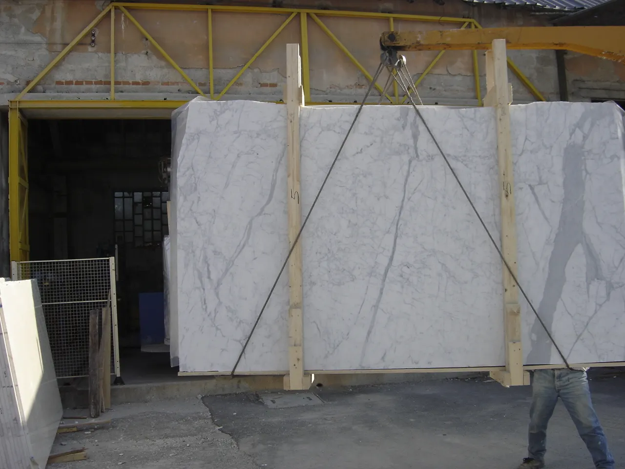 Statuarietto marbre, surface de dalle – Marmi di Carrara – gris, anthracite (44)