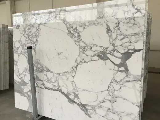 Statuario marmo, superficie di lastra – Marmi di Carrara – avorio, beige (13)