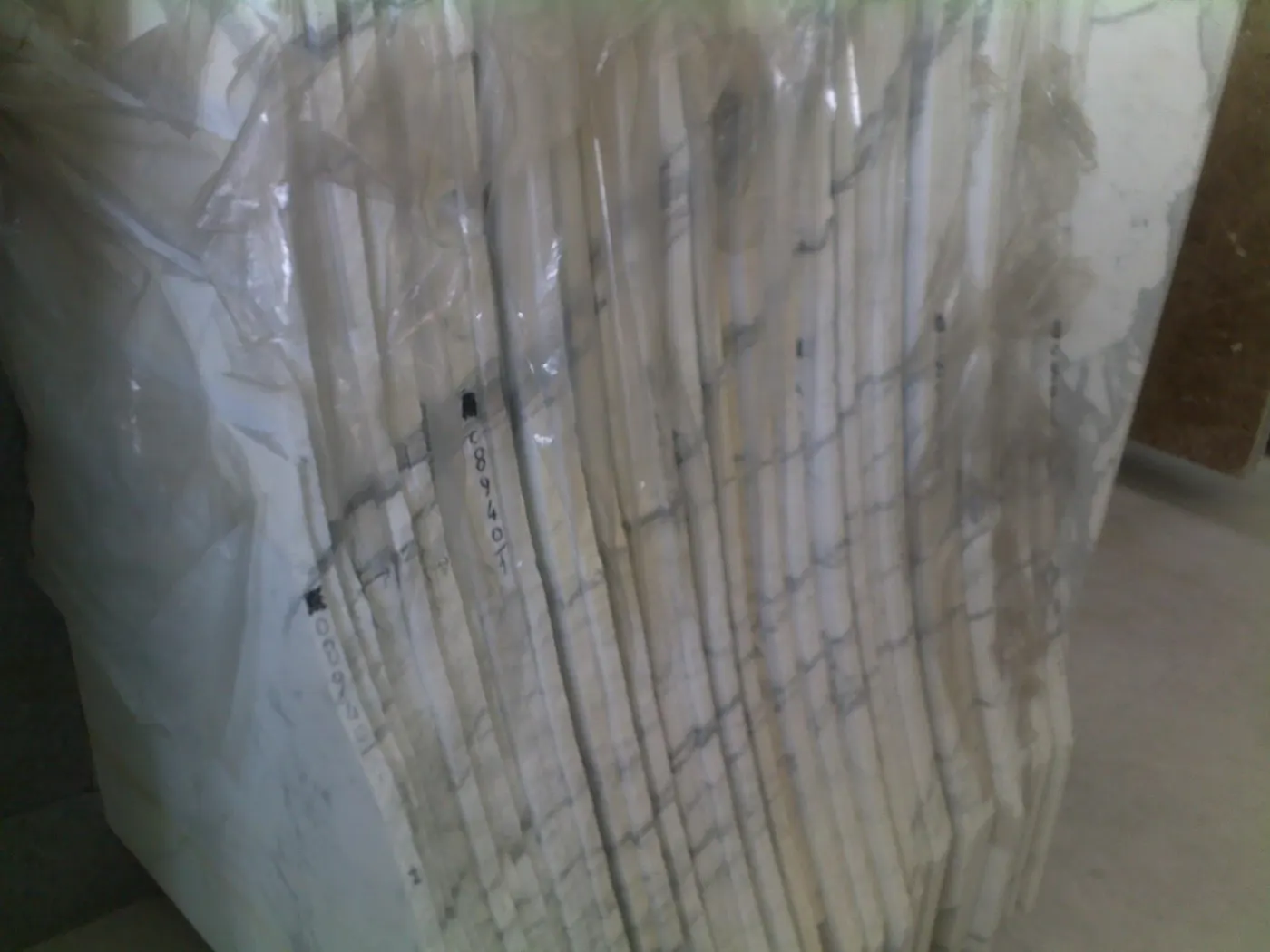 Statuario marmo, superficie di lastra – Marmi di Carrara – grigio, verde (55)