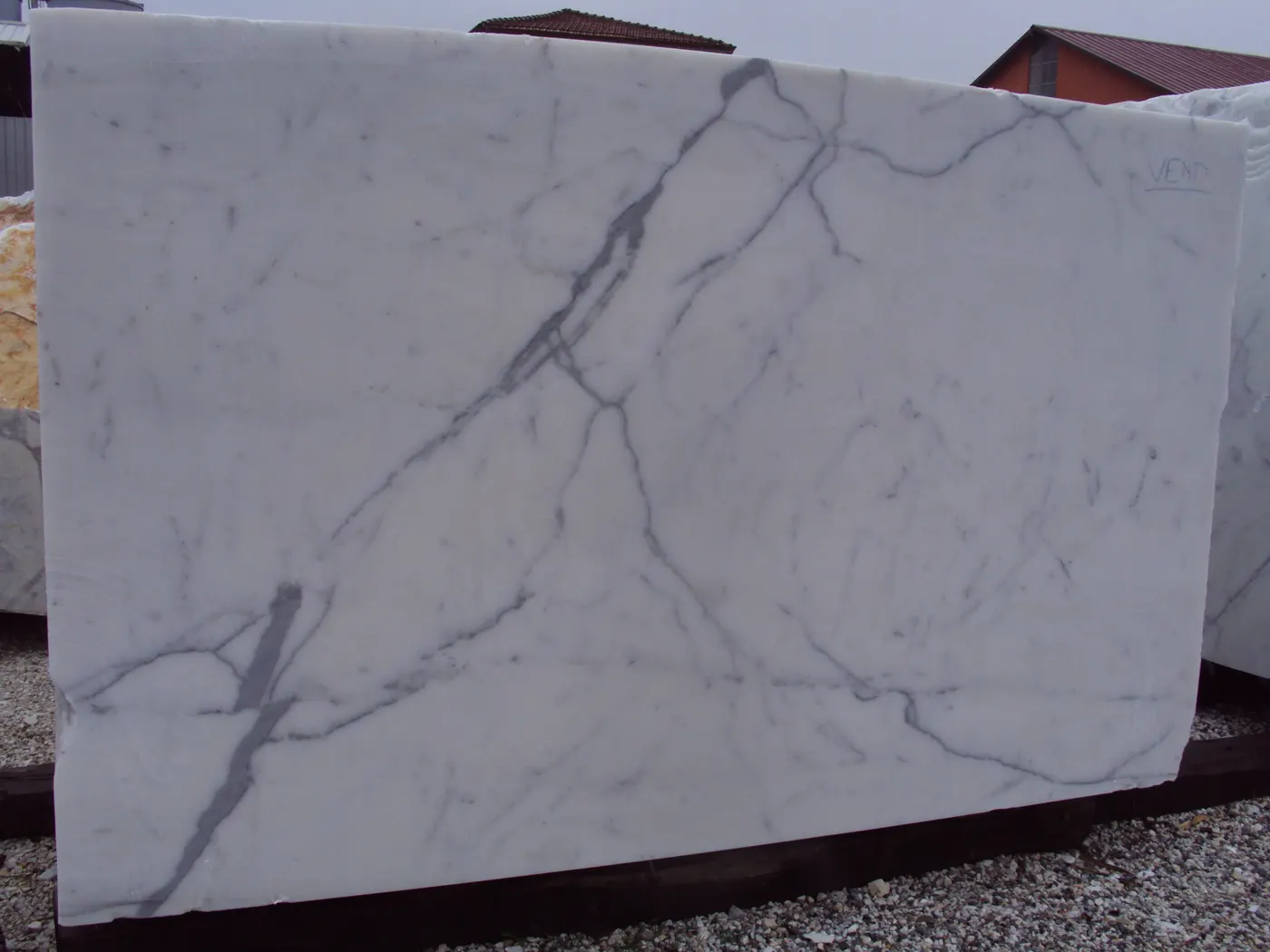 Statuario mármol, bloque de cantera – Marmi di Carrara – gris, antracita (61)