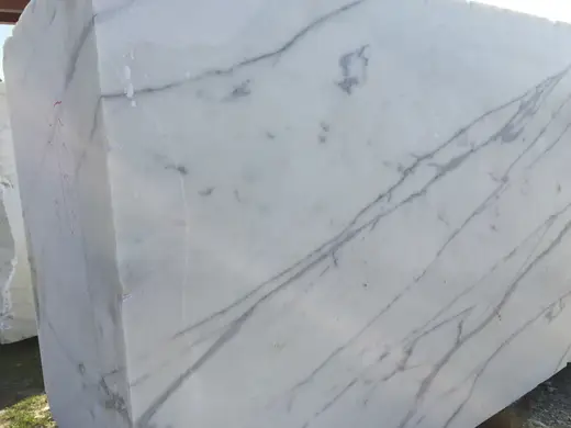 Statuario Extra Marmor, Plattenoberfläche – Marmi di Carrara – hellgrau, grau (2)