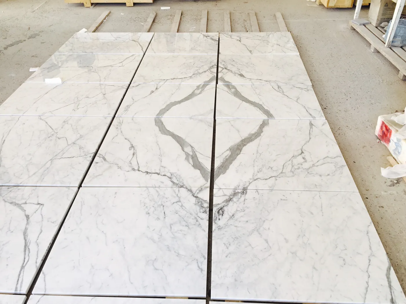 Statuario Extra mármol, baldosas – Marmi di Carrara – marfil, blanco (3)