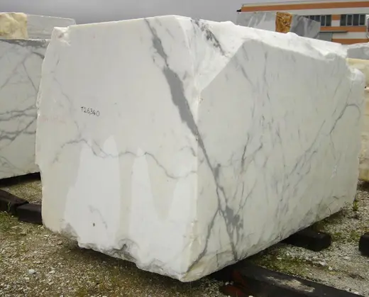 Statuario Extra Marmor, Plattenoberfläche – Marmi di Carrara – hellgrau, grau (5)