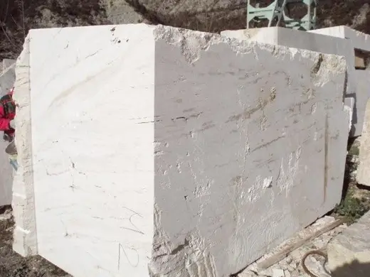 Travertino Navona travertino, superficie di lastra – Marmi di Carrara – avorio, bianco (5)