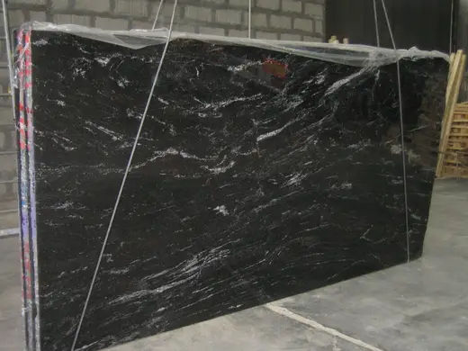 Tundra Red marble slab surface – Marmi di Carrara – black, grey (1)