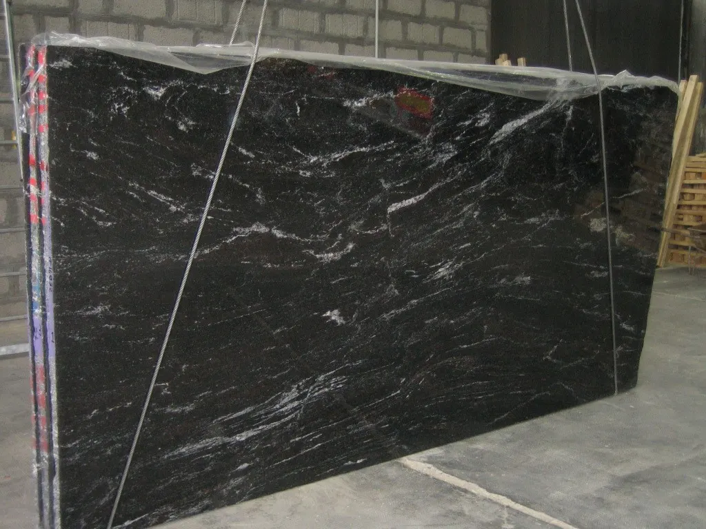 Tundra Red marble slab surface – Marmi di Carrara – black, grey (1)