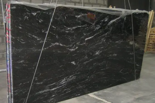 Tundra Red marble slab surface – Marmi di Carrara – black, grey (2)