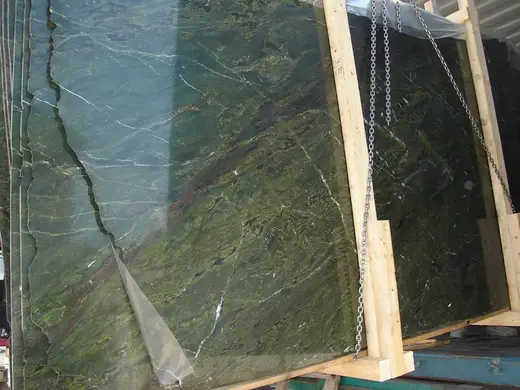 Verde Fantastico marbre, surface de dalle – Marmi di Carrara – anthracite, vert (1)