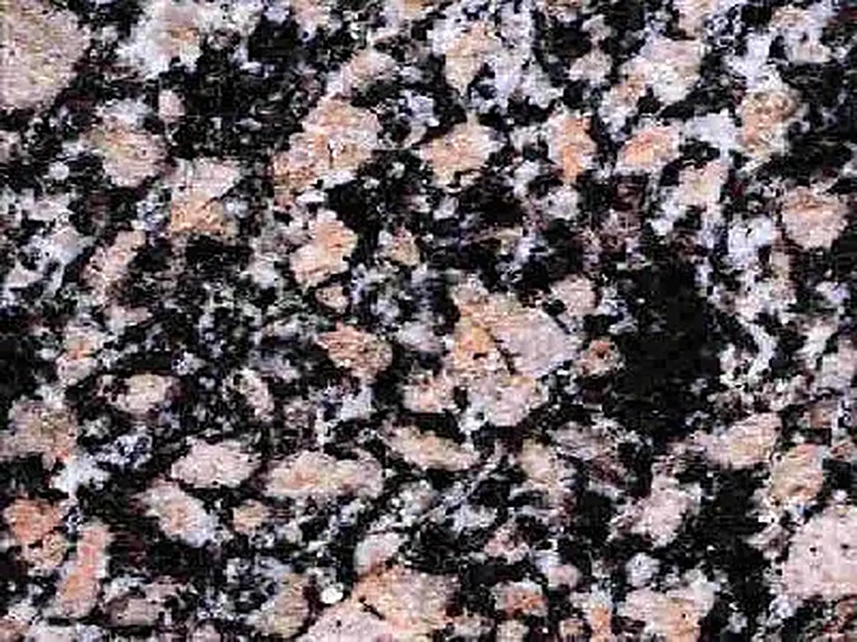 Viitasaari Pink granite polished sample – Marmi di Carrara – charcoal, black (1)