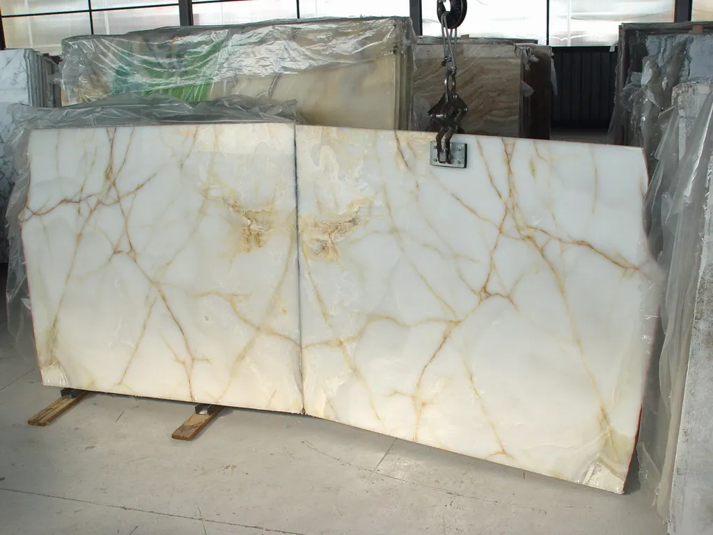 White Onyx onyx, surface de dalle – Marmi di Carrara – gris clair, beige (6)