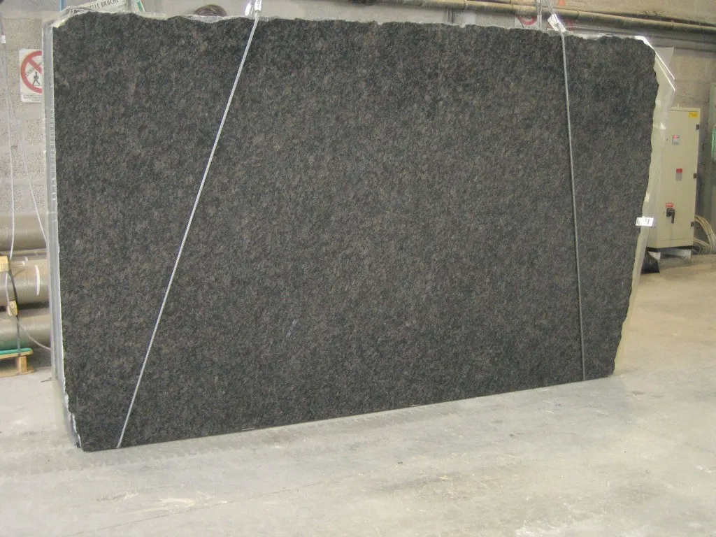 Zaphire Brown marmo, superficie di lastra – Marmi di Carrara – antracite, grigio chiaro (1)